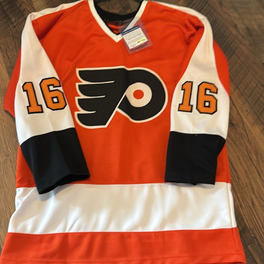 Bobby Clarke signed Philadelphia Flyers Jersey